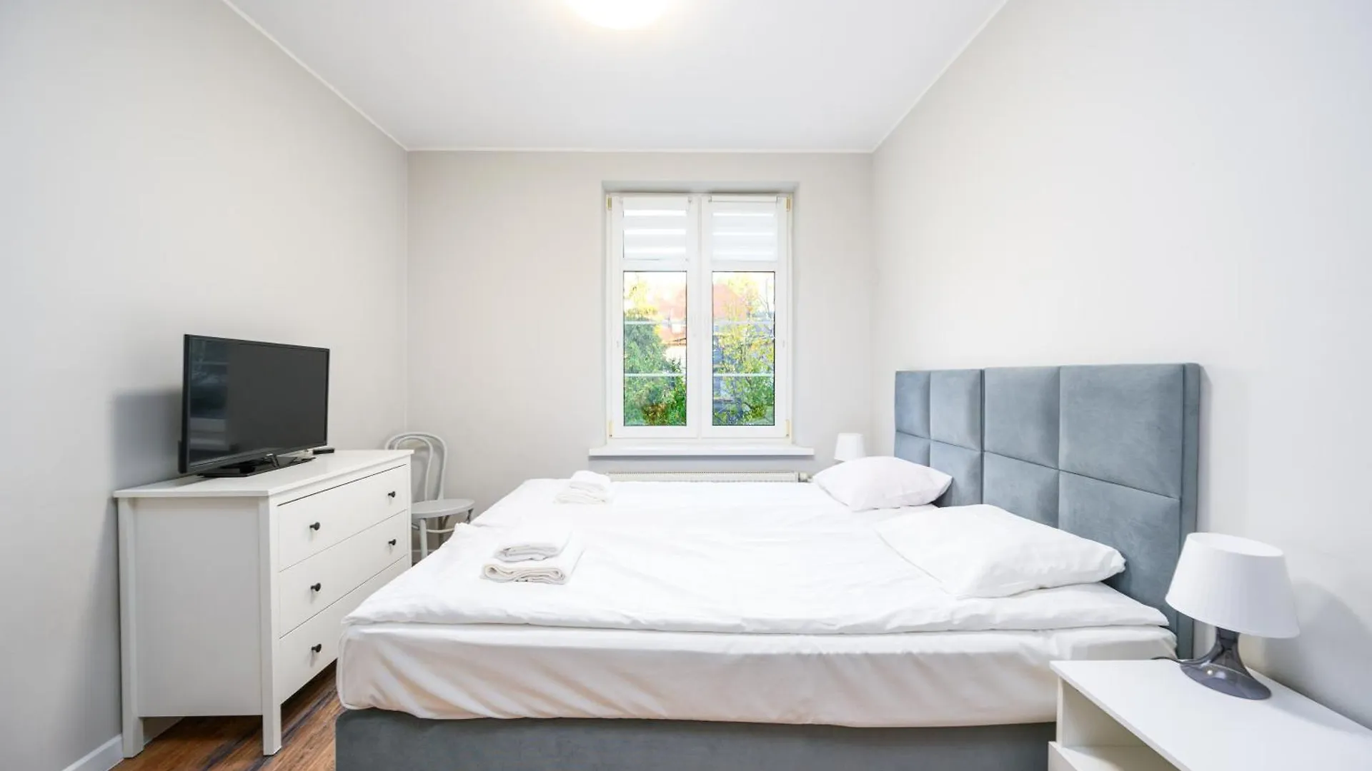 3 Maja 32B -B By Homeprime Sopot